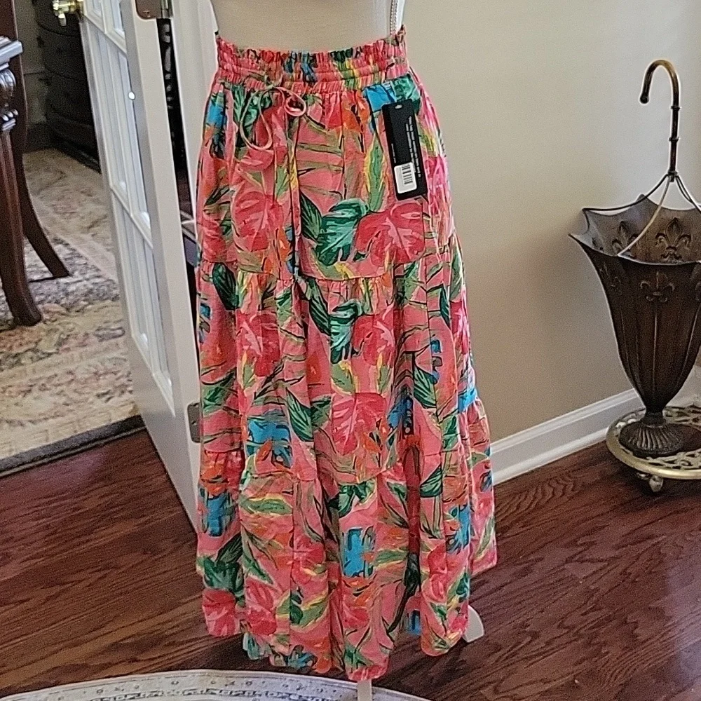 Dress Forum palm leaves floral tiered midi skirt shades of pink green Small NEW…